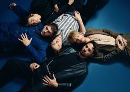 Joker Out s pestrim programom na Karnevalu: cirkuške predstave, karaoke in gosti