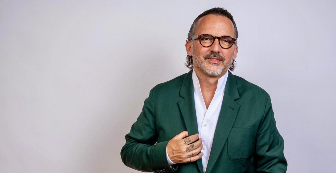 FOTO: Facebook izvajalca