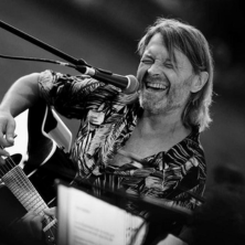 Miha Gu&scaron;tin &ndash; Gu&scaron;ti